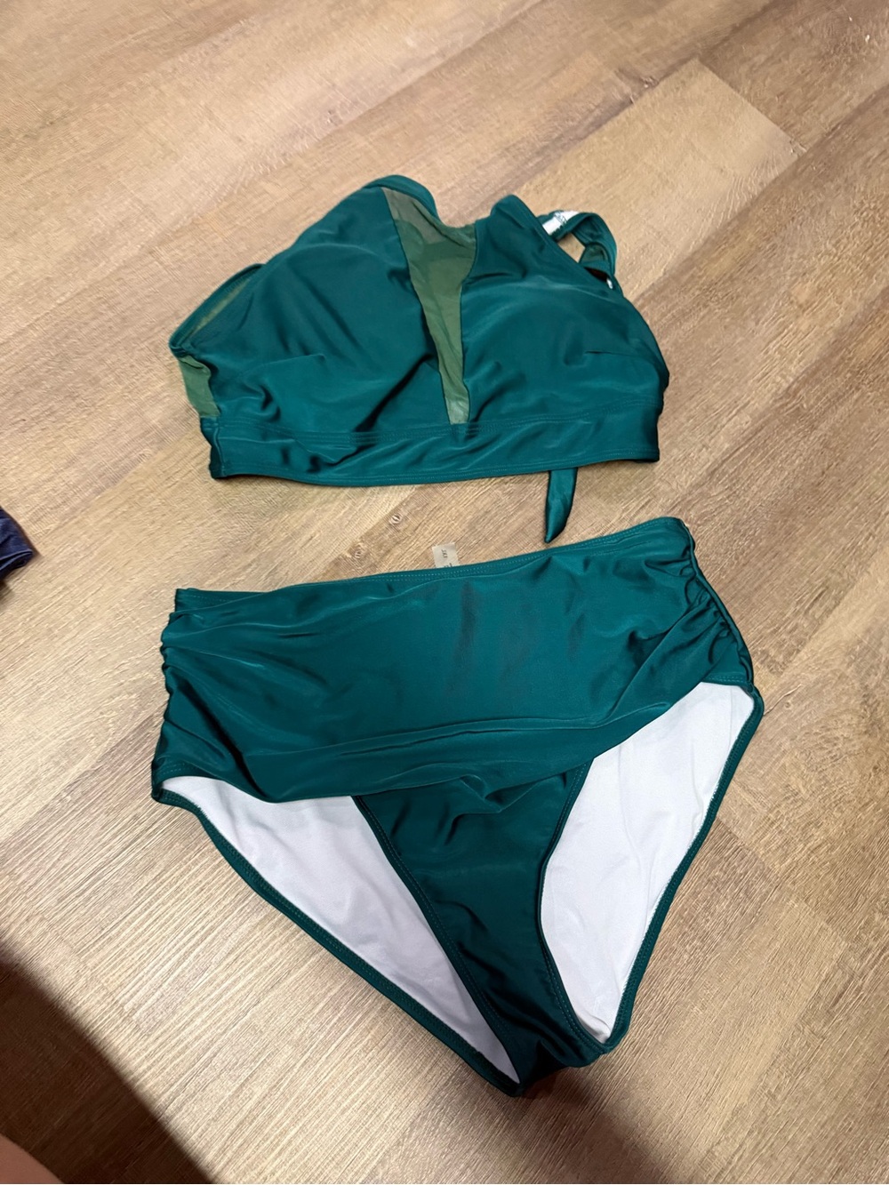 SHEIN Dark Green High-Waist Two-Piece Swimsuit